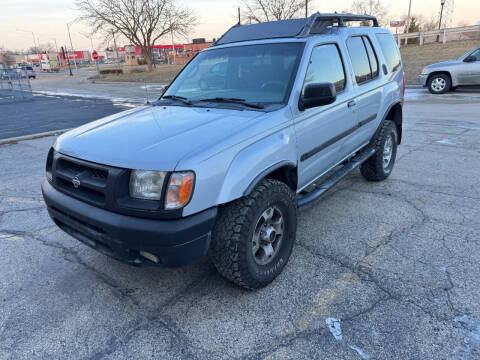 2000 Nissan Xterra for sale at AUTOSAVIN in Villa Park IL