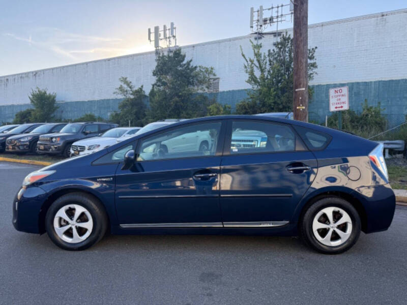 2012 Toyota Prius Two