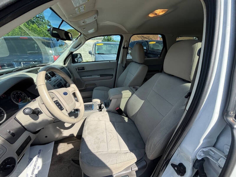 2011 Ford Escape XLT
