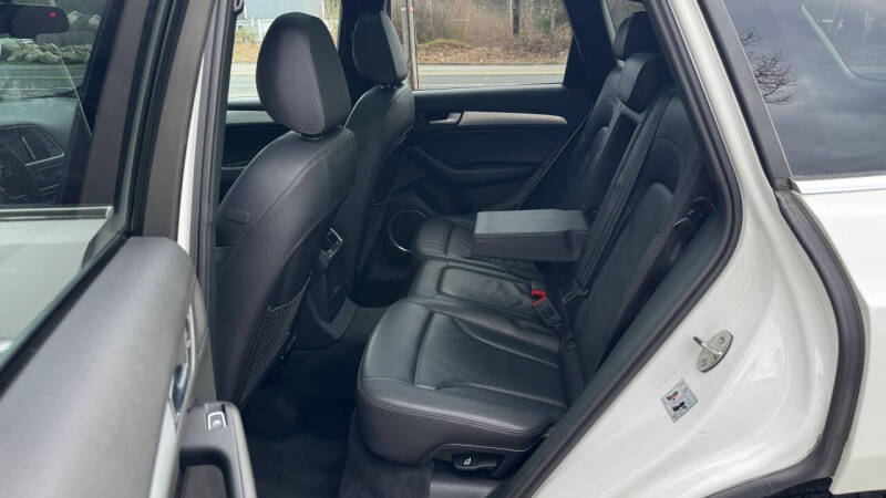 2017 Audi Q5 2.0T quattro Premium Plus