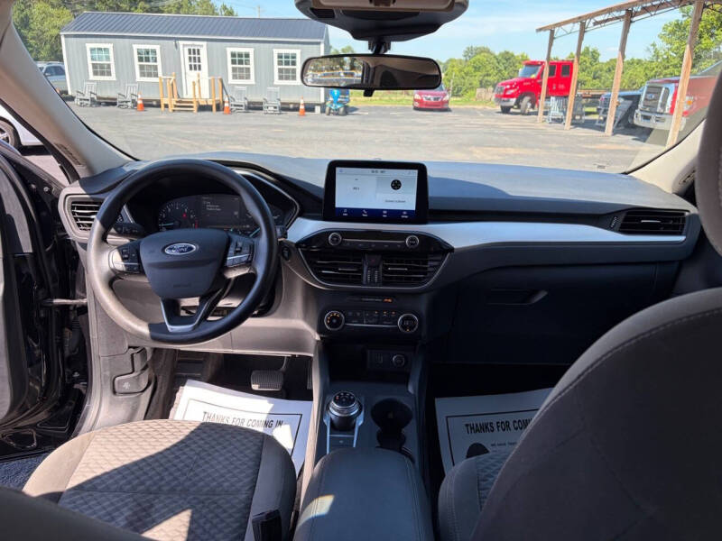 2020 Ford Escape SE