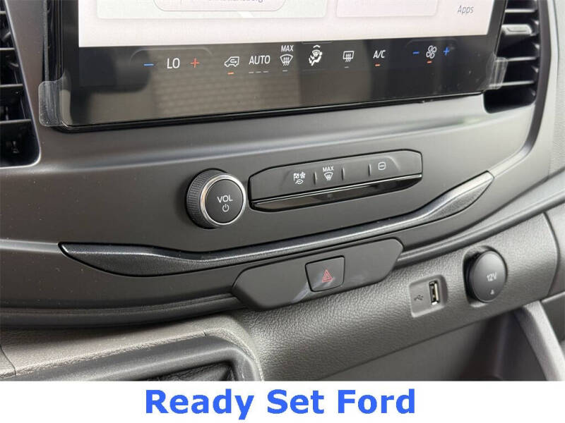 2025 Ford Transit