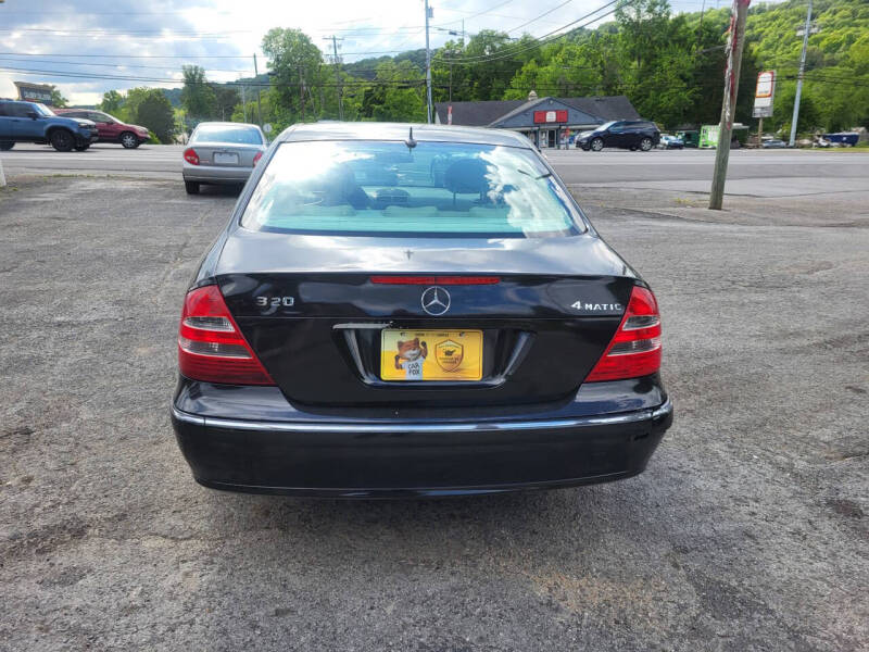 2005 Mercedes-Benz E-Class E 320 4MATIC