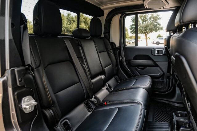 2024 Jeep Gladiator Sport