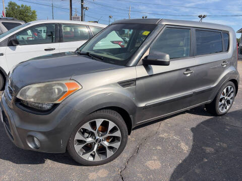 2013 Kia Soul +
