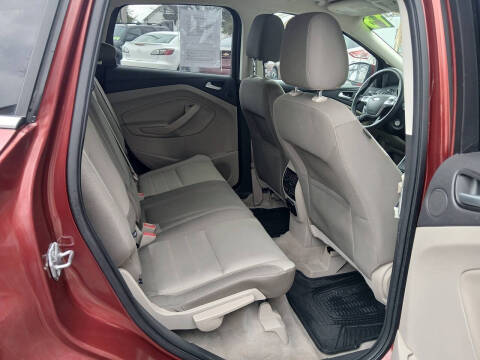 2016 Ford Escape SE