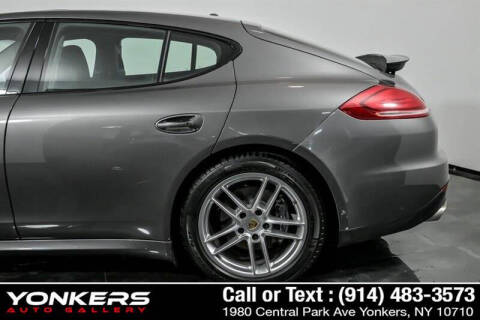2016 Porsche Panamera