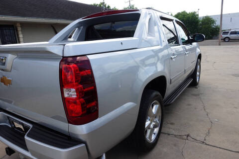 2012 Chevrolet Avalanche LT