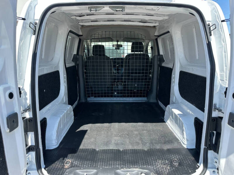 2017 Nissan NV200 SV