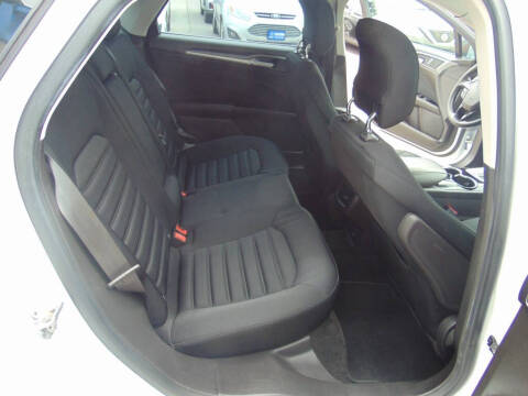 2014 Ford Fusion Hybrid SE