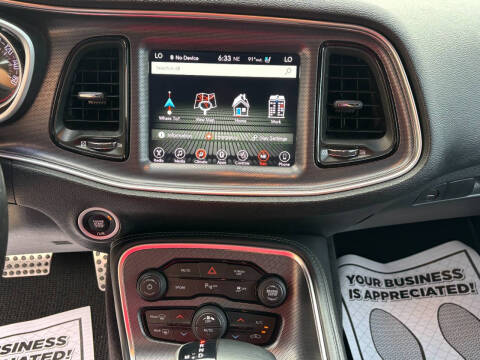 2017 Dodge Challenger SXT