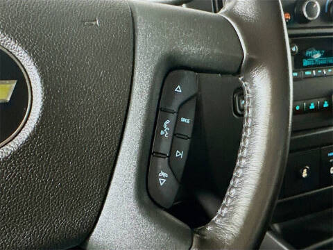 2022 Chevrolet Express 2500