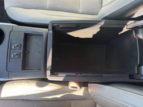 2016 Toyota Camry XLE