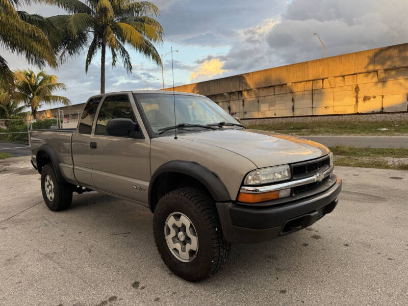2003 Chevrolet S-10 LS