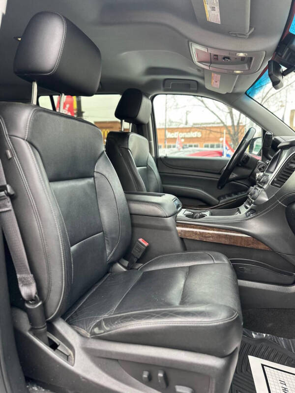 2017 Chevrolet Suburban LT