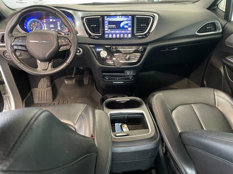 2018 Chrysler Pacifica Touring L Plus