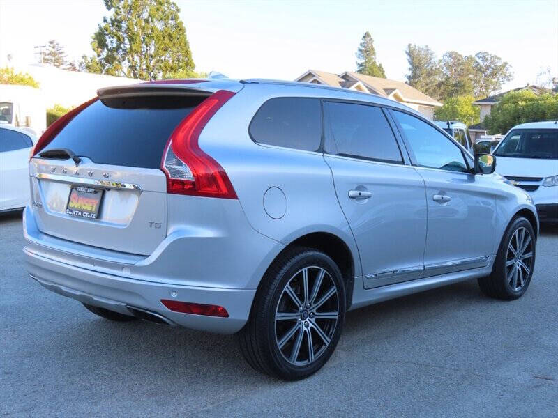 2016 Volvo XC60 T5 Drive-E Premier