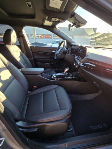 2025 Chevrolet Trax RS