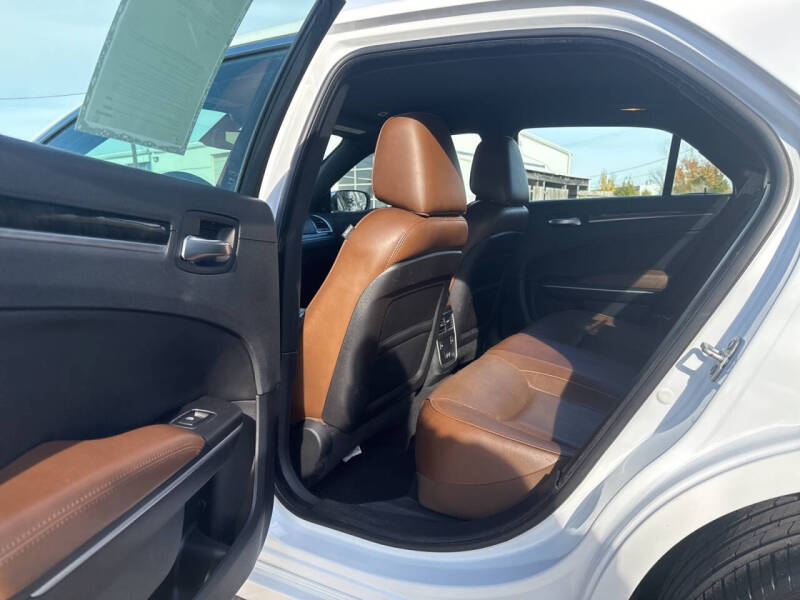 2019 Chrysler 300 Limited