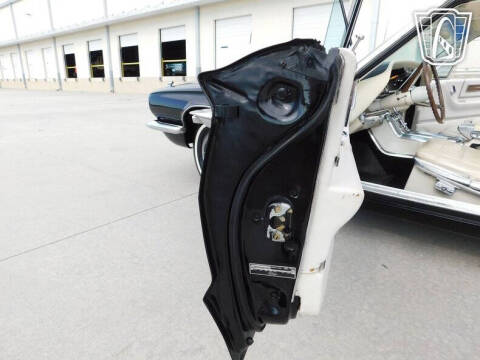 1966 Ford Thunderbird