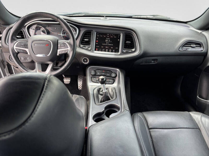 2015 Dodge Challenger R/T Plus