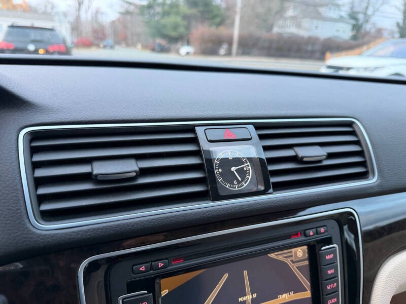 2014 Volkswagen Passat 2.0L TDI SEL Premium