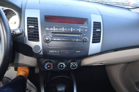 2008 Mitsubishi Outlander SE