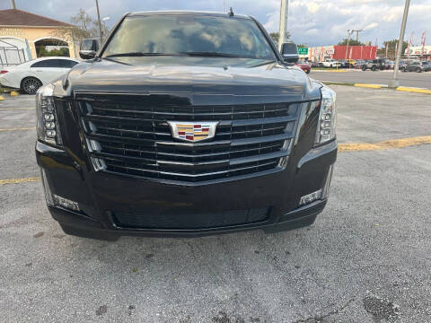 2020 Cadillac Escalade ESV for sale at Molina Auto Sales in Hialeah FL