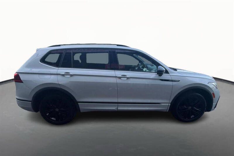 2022 Volkswagen Tiguan SE R-Line Black 4Motion