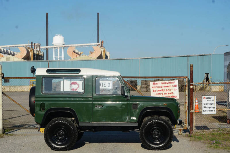 2000 Land Rover Defender