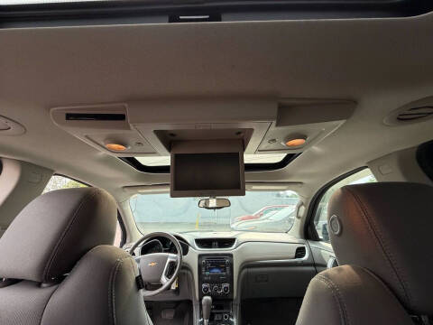 2017 Chevrolet Traverse LT