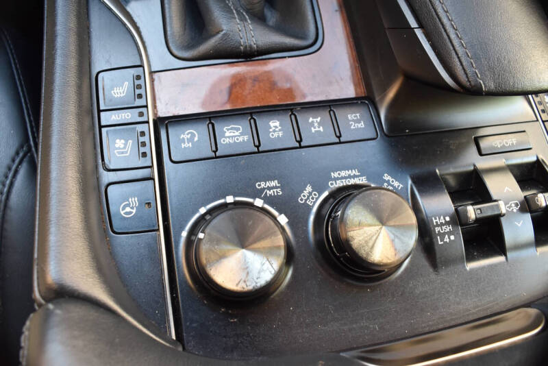 2018 Lexus LX 570 Three-Row