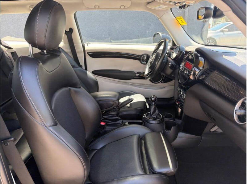 2015 MINI Hardtop 2 Door Cooper S
