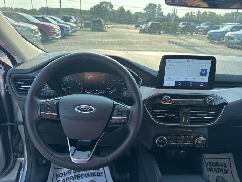 2021 Ford Escape SEL