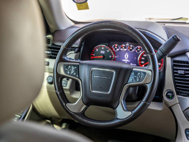 2016 GMC Yukon Denali