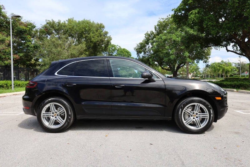 2015 Porsche Macan S