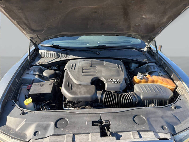 2011 Dodge Charger SE