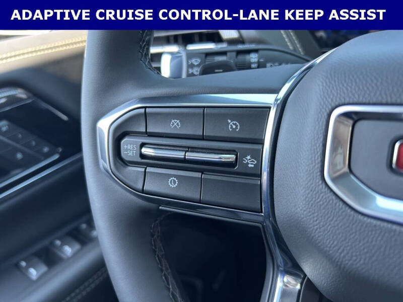 2025 GMC Yukon Elevation