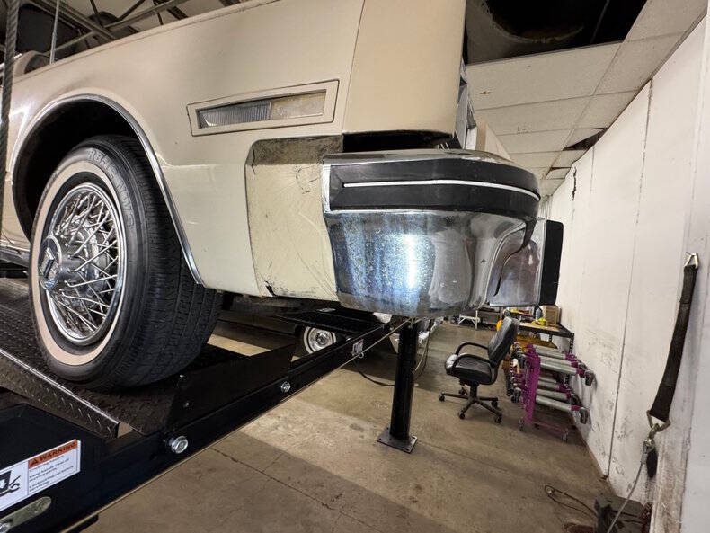 1985 Oldsmobile Toronado Brougham