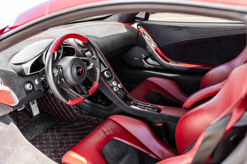 2012 McLaren MP4-12C