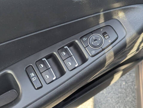 2019 Hyundai Santa Fe SE 2.4L