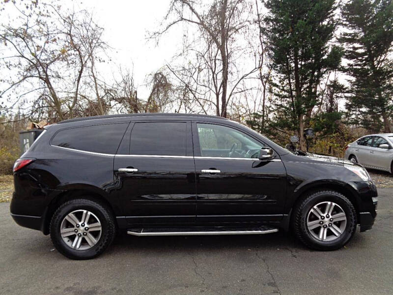 2017 Chevrolet Traverse LT
