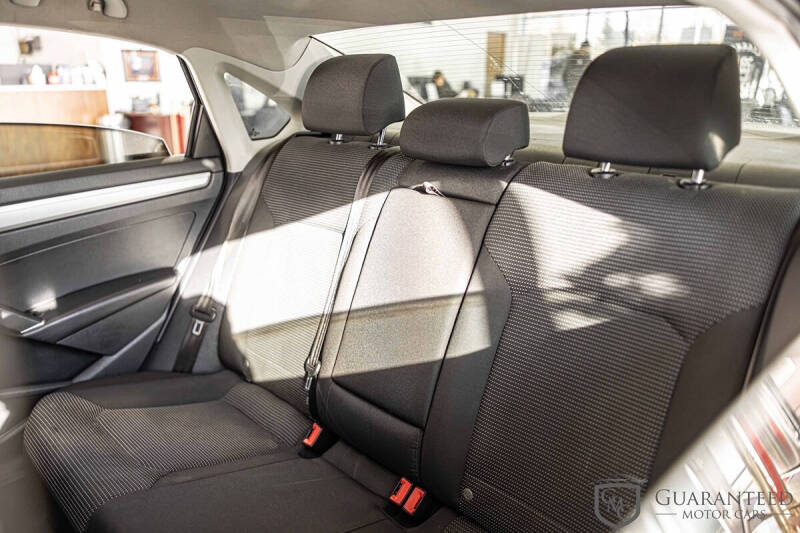 2016 Volkswagen Passat 1.8T S