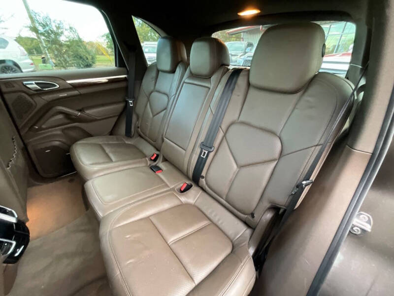 2011 Porsche Cayenne S