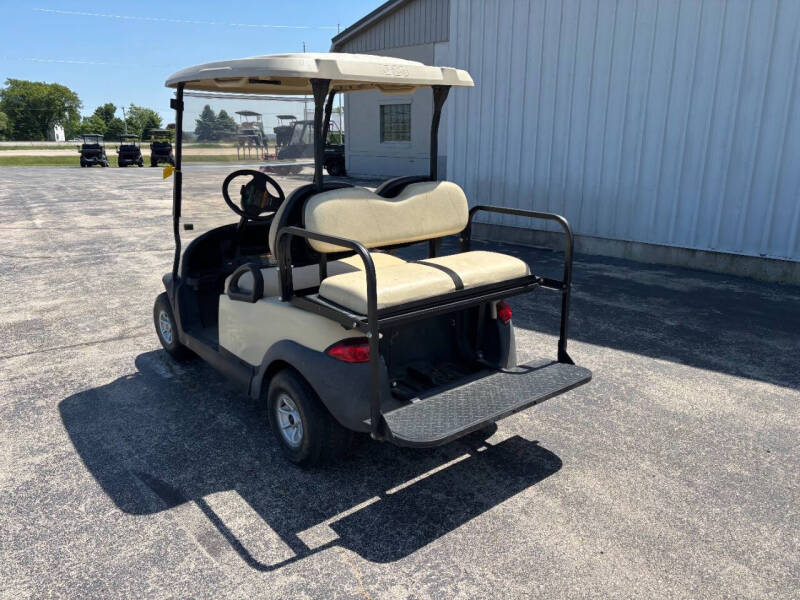 2012 Club Car Precedent