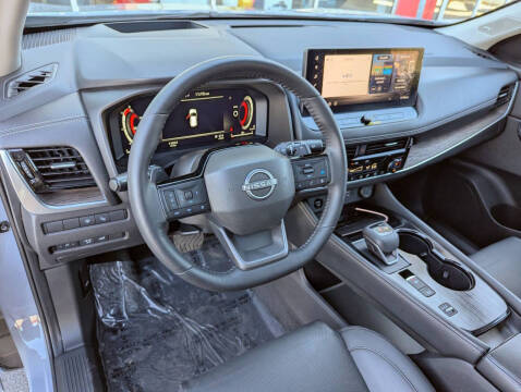 2025 Nissan Rogue Platinum