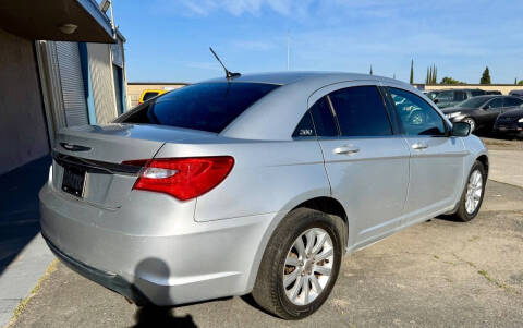 2012 Chrysler 200 Touring