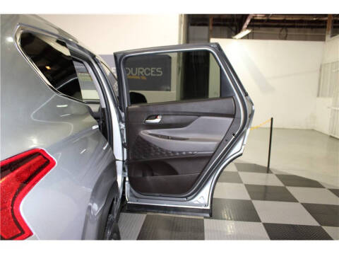 2020 Hyundai Santa Fe SE