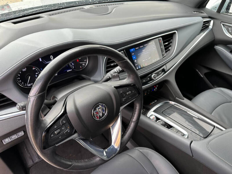 2023 Buick Enclave Premium