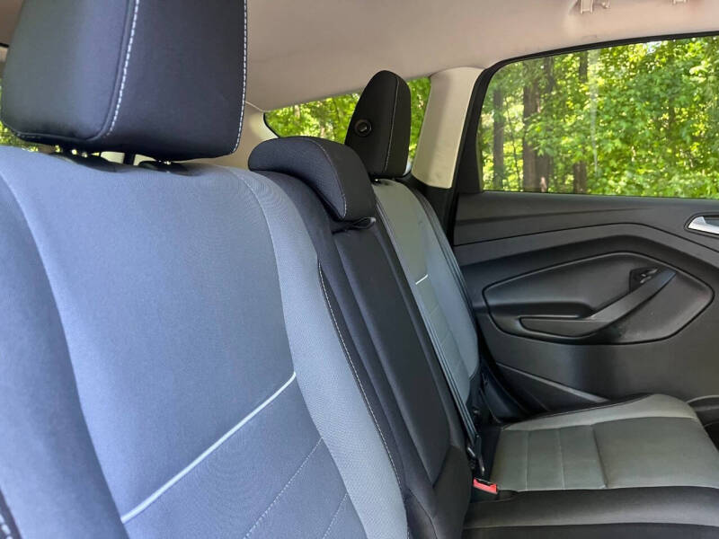 2015 Ford Escape SE